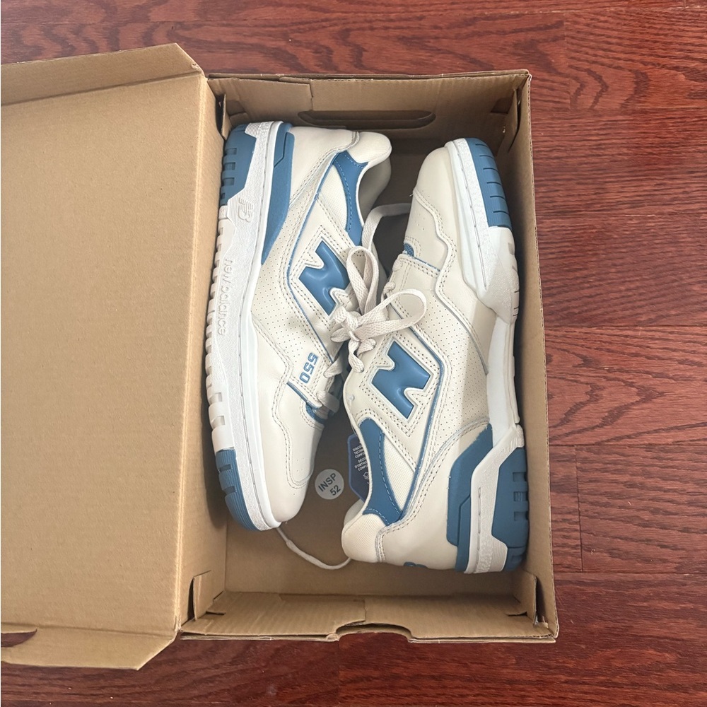 New Balance Women’s 550 Basketball Sneaker Shoes - Size 8.5 - Picture 8 of 9
